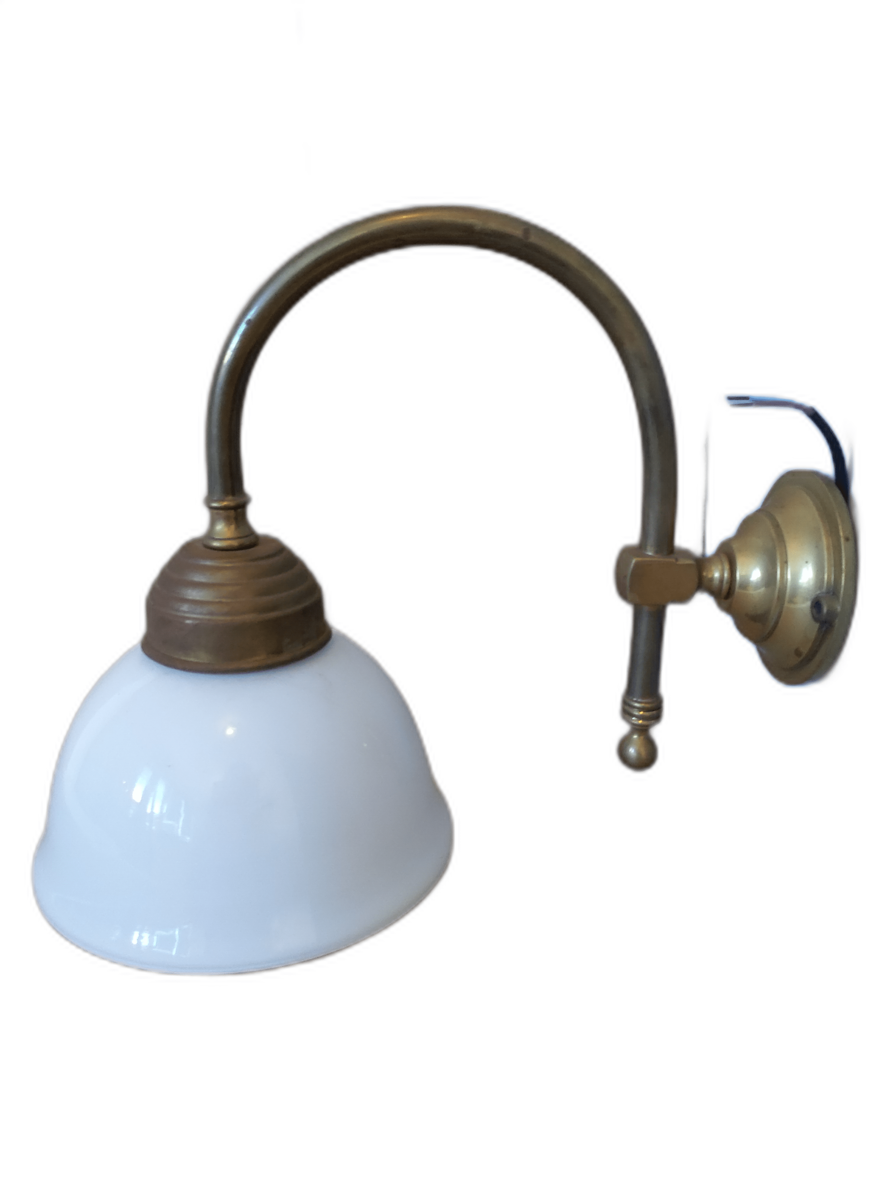 klassieke-wandlamp-old-messing-melkglas